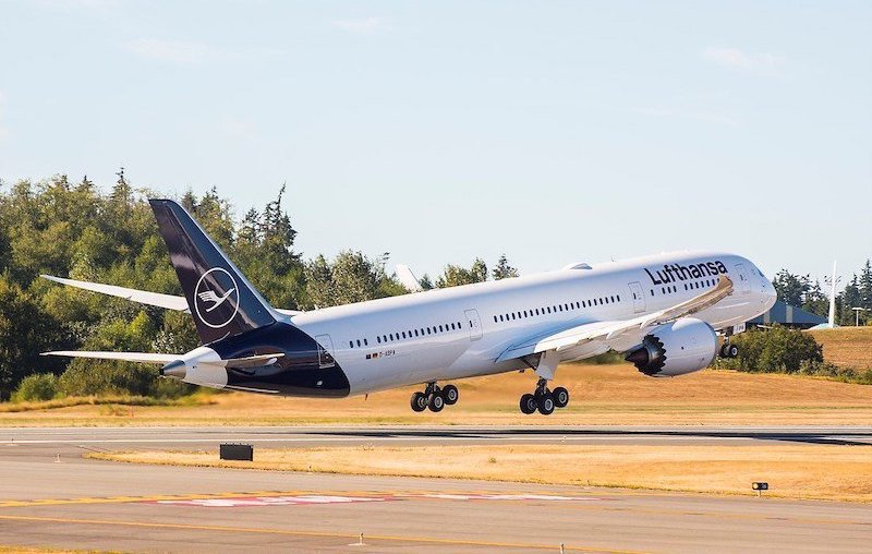 Lufthansa, Europe’s largest airline group, took delivery of the first of 32 Dreamliner 787s it has on order at the end of August 2022 (© Lufthansa)